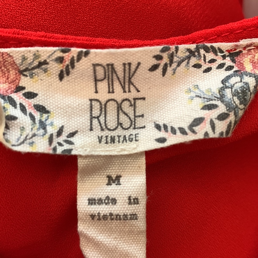 Red blouse - Picture 3 of 4